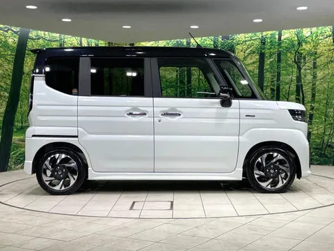 Suzuki Spacia Custom