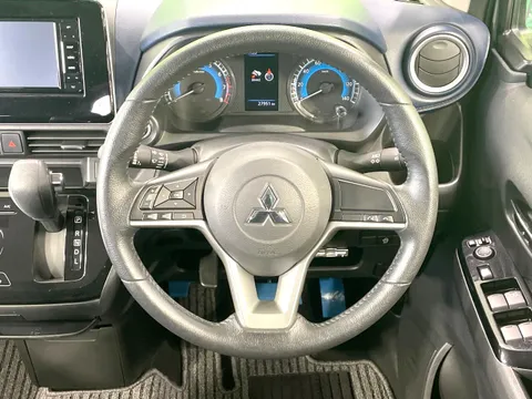 Mitsubishi eK X