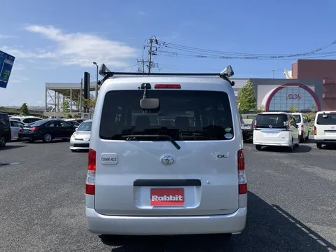 Toyota TownAce Van