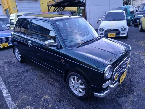 Daihatsu Mira Gino