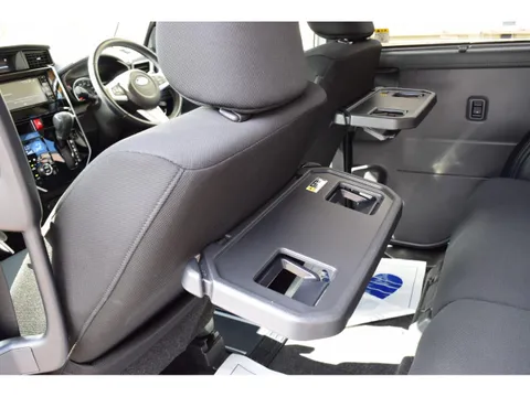 Subaru Justy Minivan