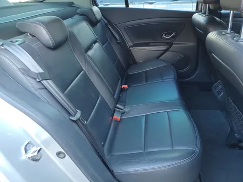 Renault SM3
