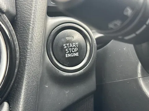 Mazda Mazda2 (Demio)