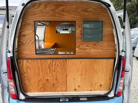 Subaru Sambar Van