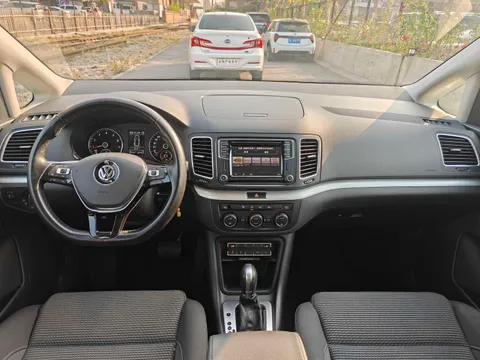Volkswagen Sharan