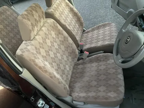 Mazda Carol