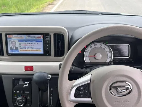 Daihatsu Mira Tocot