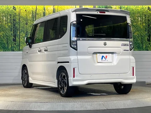 Suzuki Spacia Custom
