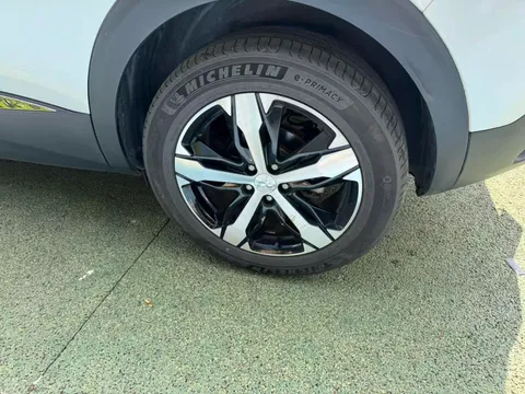 Peugeot 4008