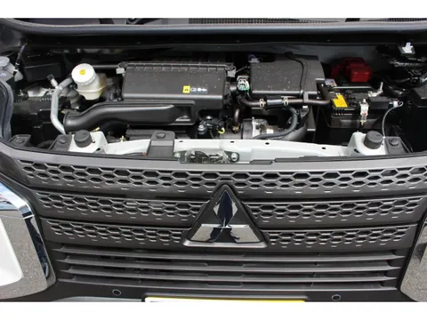 Mitsubishi eK X
