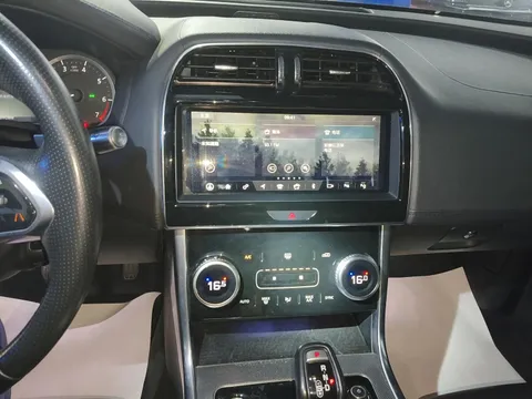 Jaguar XEL