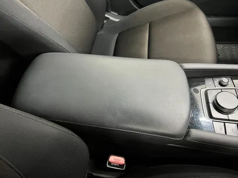 Mazda MAZDA3 Fastback