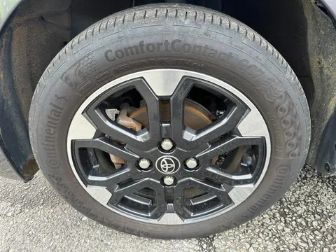 Toyota Pixis Joy