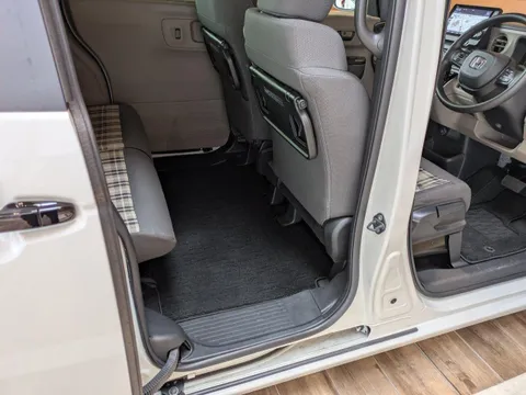 Honda N-BOX Joy