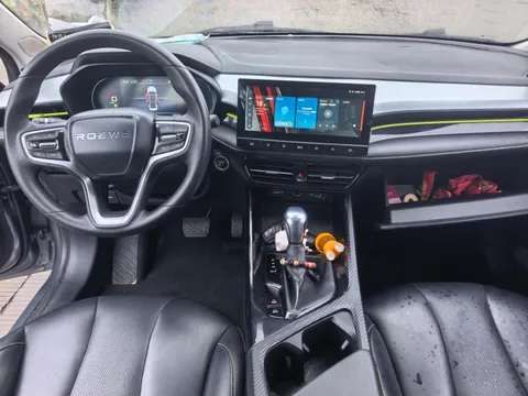 Roewe i5