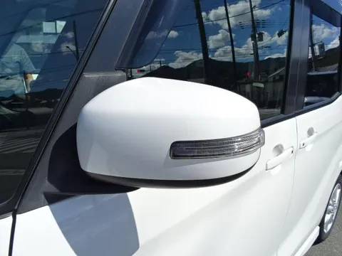 Mitsubishi eK Space Custom