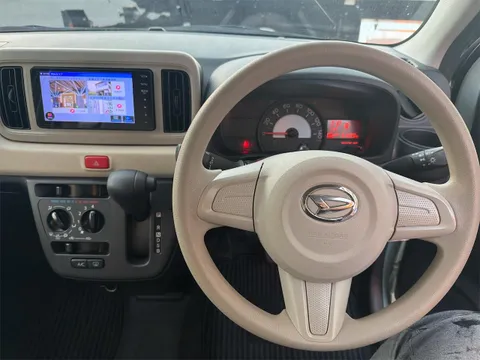 Daihatsu Mira Tocot