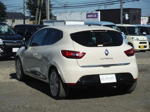 Renault Lutecia