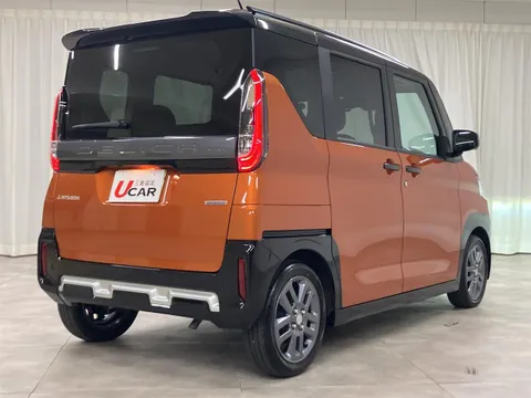 Mitsubishi Delica Mini