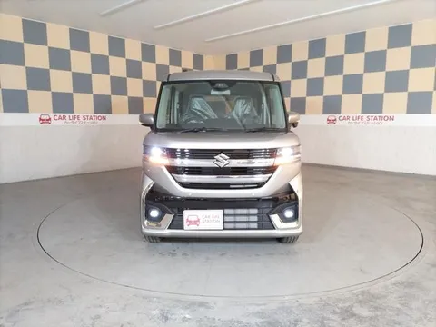 Suzuki Spacia Custom