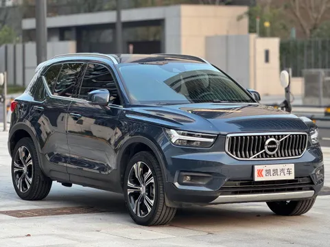 Volvo XC40