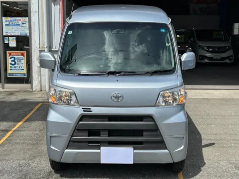 Toyota Pixis Van