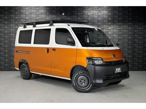 Toyota TownAce Van