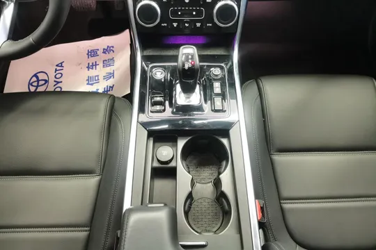 Jaguar XEL