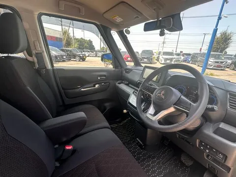 Mitsubishi eK X Space