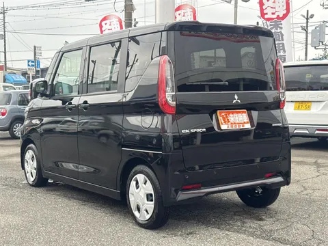 Mitsubishi eK Space