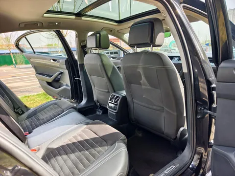 Volkswagen Magotan