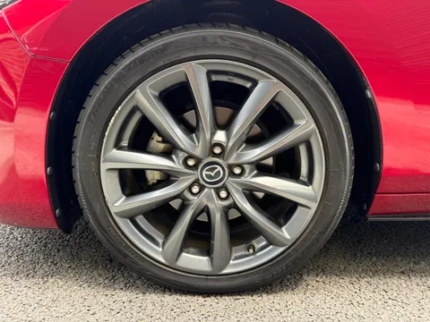 Mazda MAZDA3 Fastback