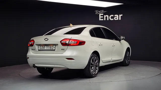 Renault SM3