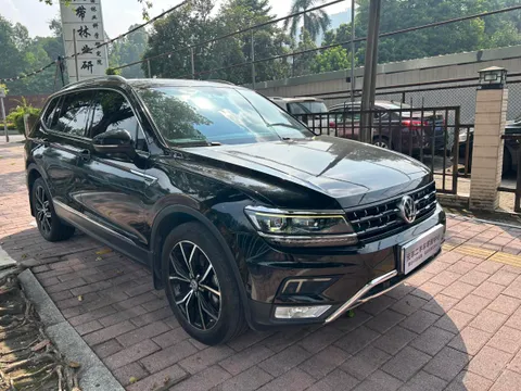 Volkswagen Tiguan L