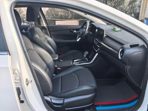 Kia Cerato (K3)