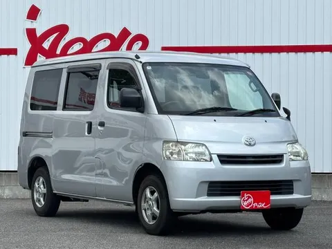 Toyota TownAce Van