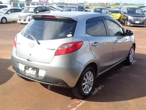 Mazda Mazda2 (Demio)