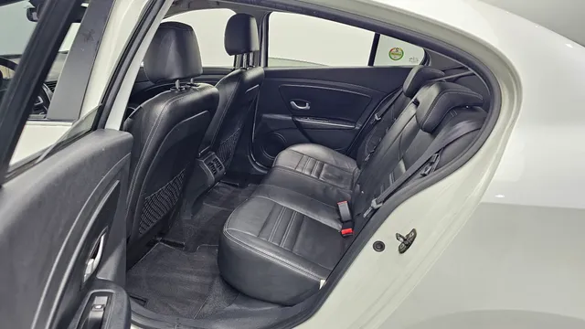 Renault SM3