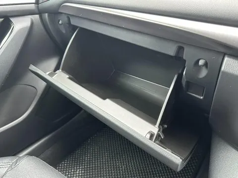 Mazda Axela Sport