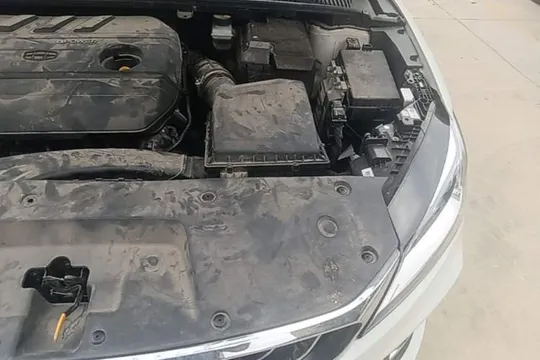 Geely Binray