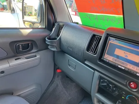 Mitsubishi Minicab Van