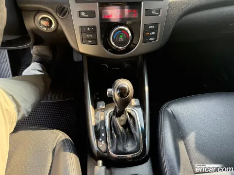 Kia Cerato (Forte)