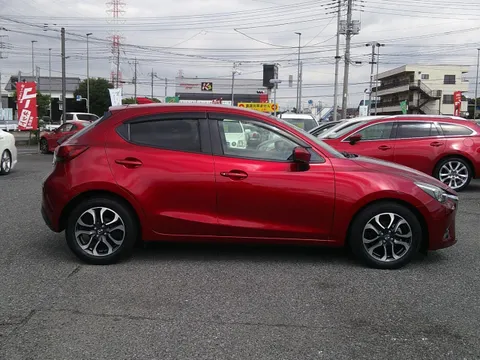 Mazda Mazda2 (Demio)