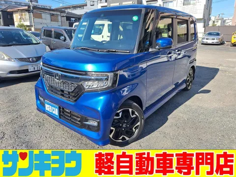 Honda N-BOX Custom