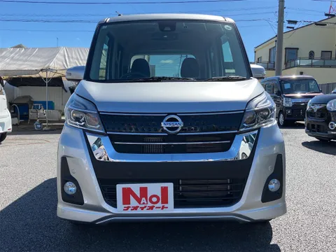 Nissan Dayz Roox