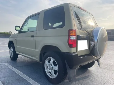Mitsubishi Pajero Mini