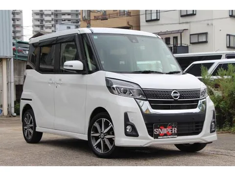 Nissan Dayz Roox