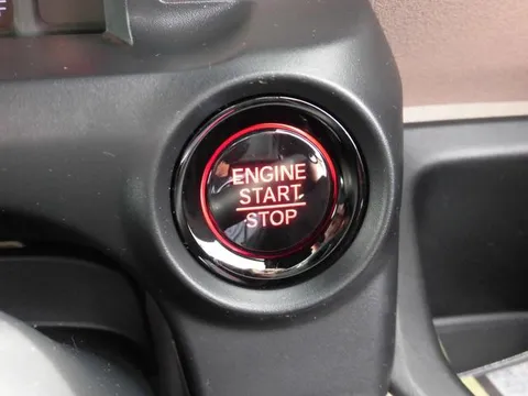 Honda N-BOX Joy