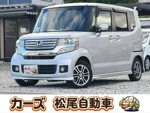 Honda N-BOX Custom