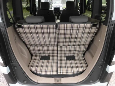 Honda N-BOX Joy